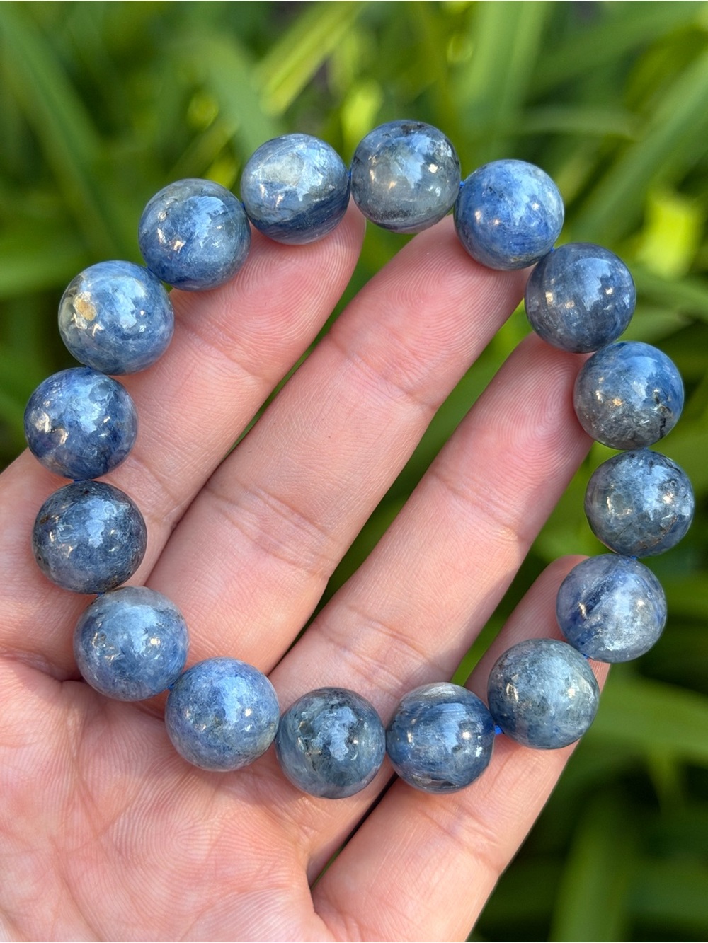 12.5mm stretchable flashy kyanite bracelet 1884